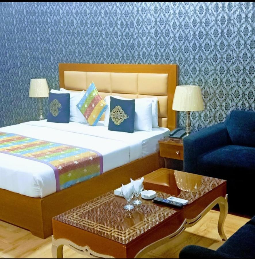 Al Burhan Express Hotel Lahore Exterior photo