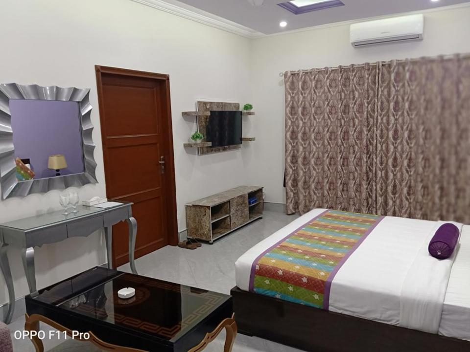 Al Burhan Express Hotel Lahore Exterior photo